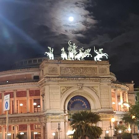 I Salotti Del Principe Appartement Palermo Buitenkant foto